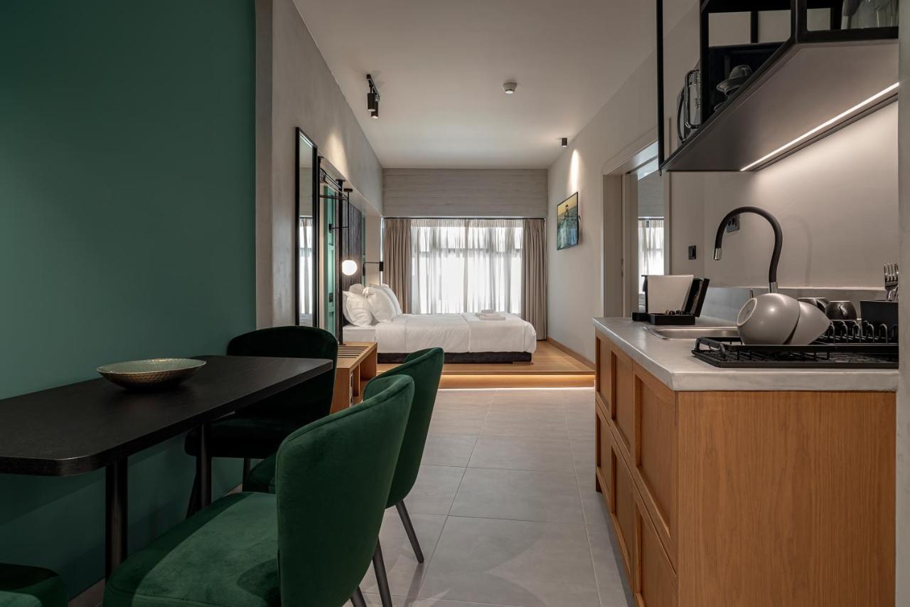 Bob W Akadimia Athens Hotel Екстериор снимка